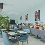 Boutique Mali Raj מלון אופטיה
