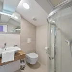 Boutique Mali Raj מלון אופטיה