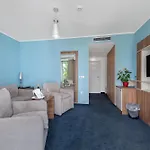 Boutique Mali Raj 4* אופטיה