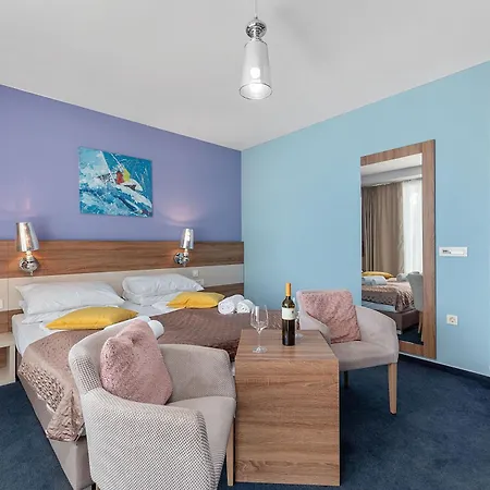 Boutique Mali Raj Abbázia