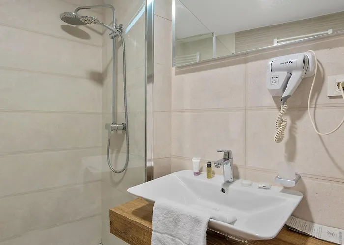 Boutique Mali Raj 4* オパティヤ